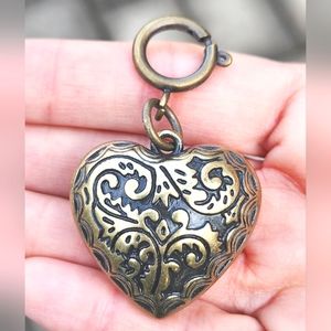 Anthropologie Antiqued Gold Tone Puffy Heart Charm w/Scrollwork RARE